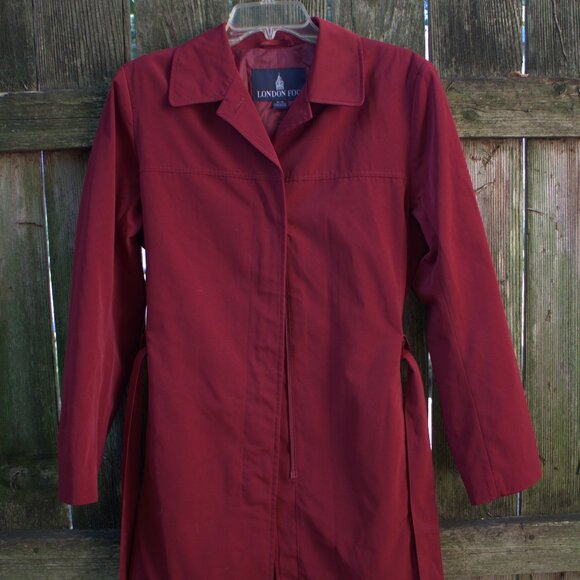 Rose Raincoat - Picture 1 of 1